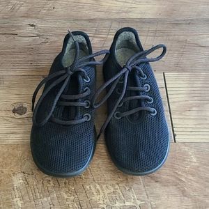 All black allbirds